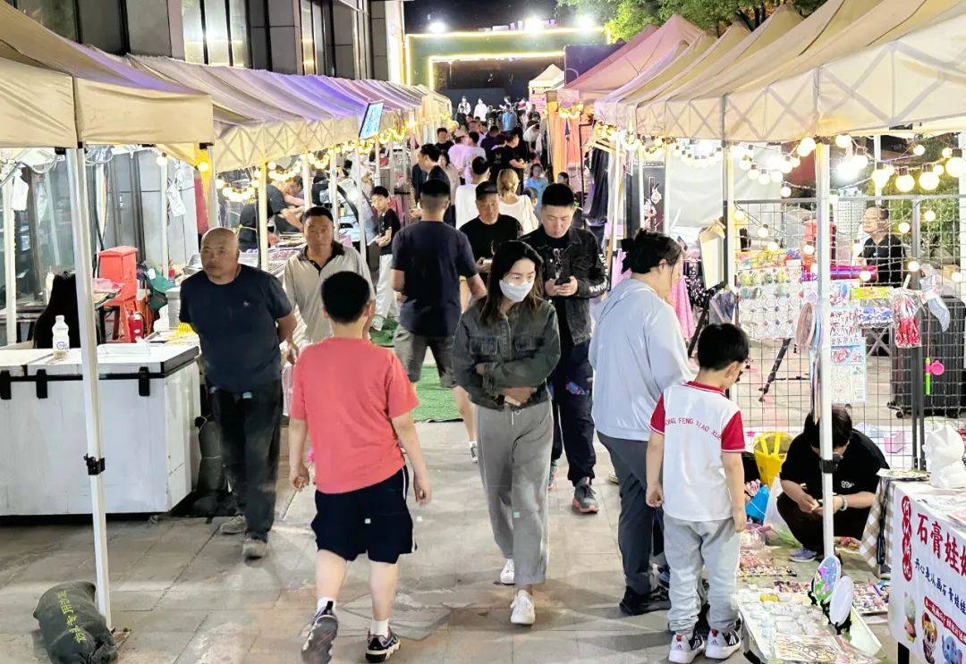 順義夜市新資訊，高科技導(dǎo)航點(diǎn)亮夜生活